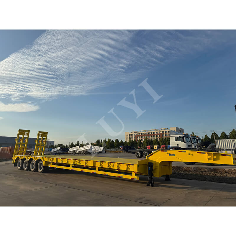 Fokus på oversøiske markeder! Luyi 4-akslede svanehals-fladvogne med succes leveret til sydafrikanske kunder