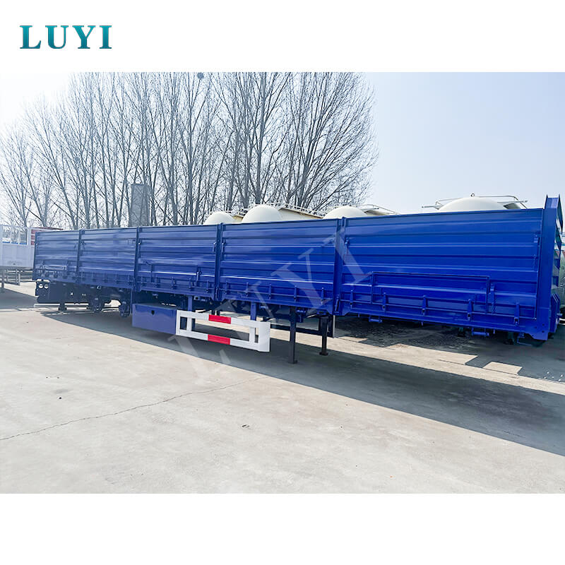 Luyi 3-akslet sættevogn med aftagelig sidepanel blev med succes sendt til Zambia, hvilket uddyber logistiksamarbejdet mellem Kina og Afrika