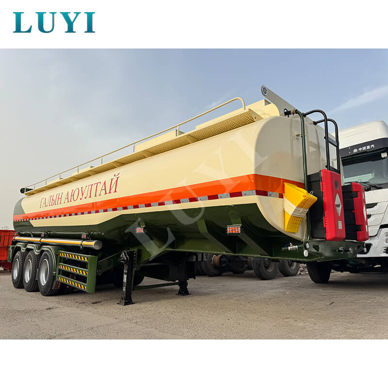 Skræddersyede 3-akslede olietanksættevogne sendt til Mauretanien for at styrke sikkerhedslinjen for energitransport