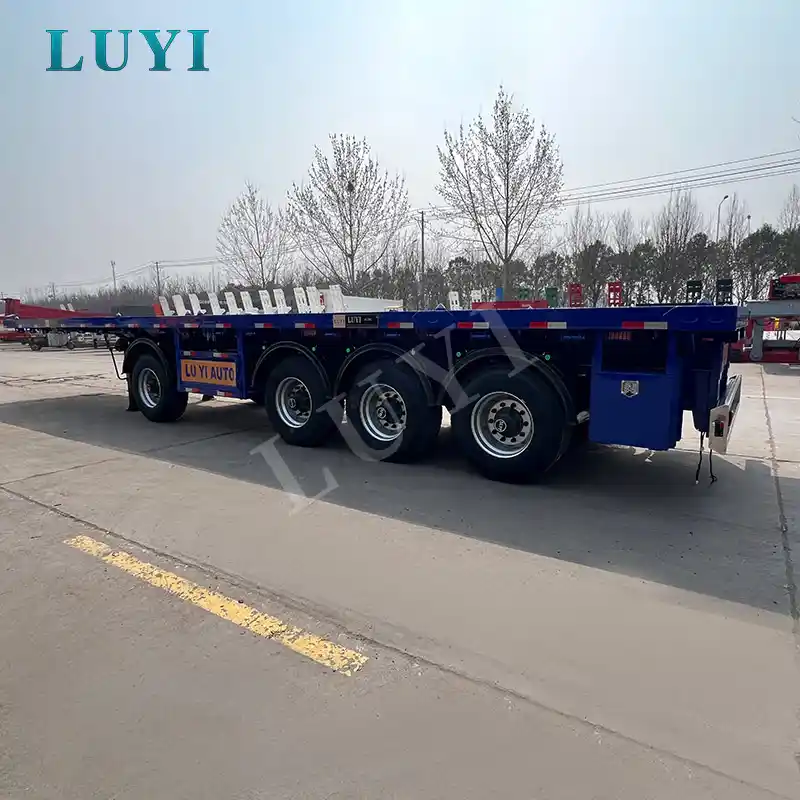 Flatbed Trailer vs Step Deck Trailer: Hvilken er bedre til tungt udstyrstransport?