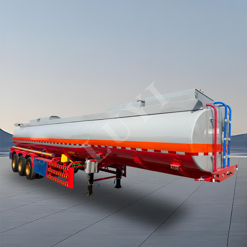 3 akslet 35000 liter olietank sættevogn 3 akslet 35000 liter olietank sættevogn