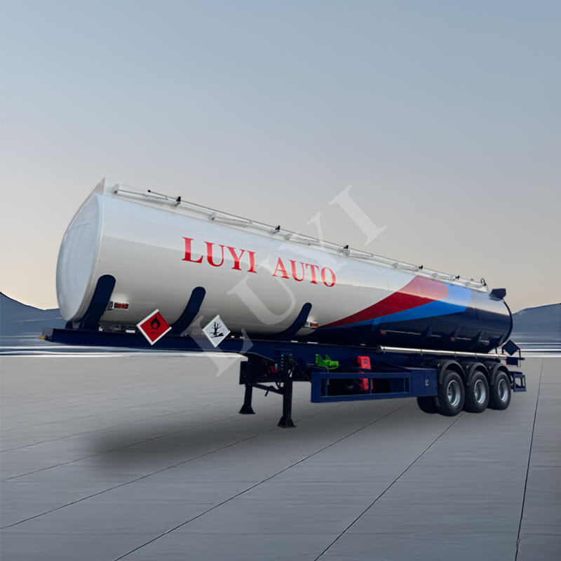 3-akslet 5-rums 45.000-liters carbonstål olietank sættevogn