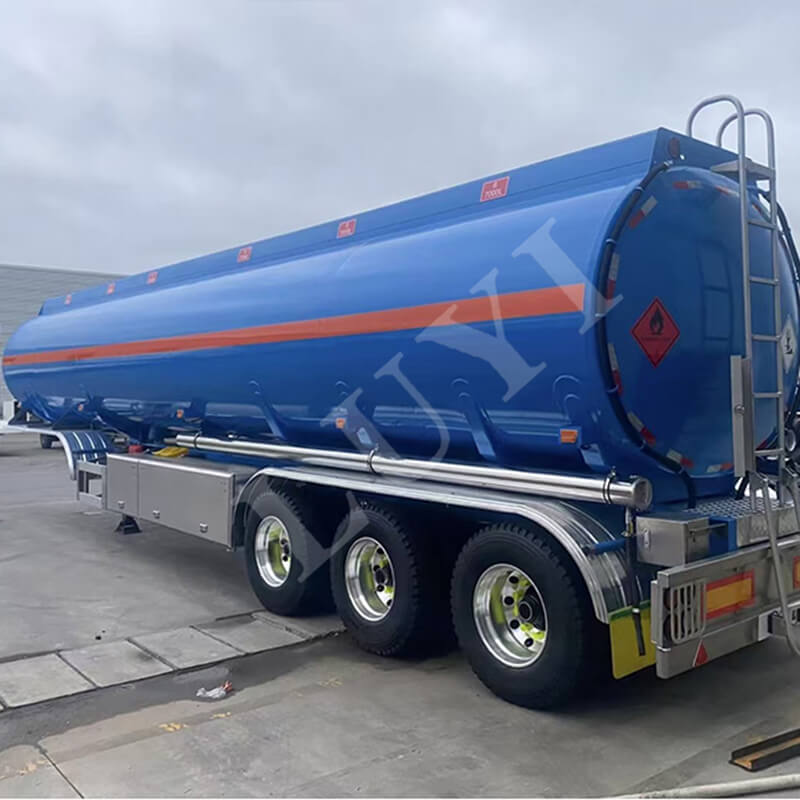 3-akslet 7-rums 40.000-liters Olietank Sættevogn