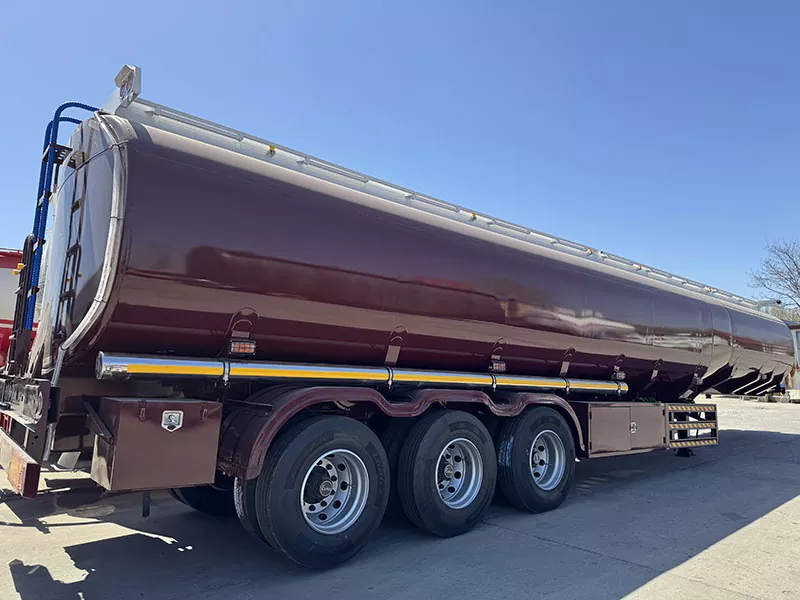 3-Axle Oil Tank Semi-Trailer