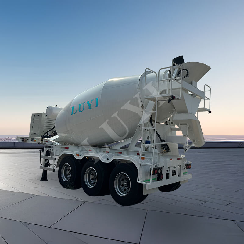 Tre-akslet Cementblander Sættevogn Med 12 Kubikmeter Kapacitet